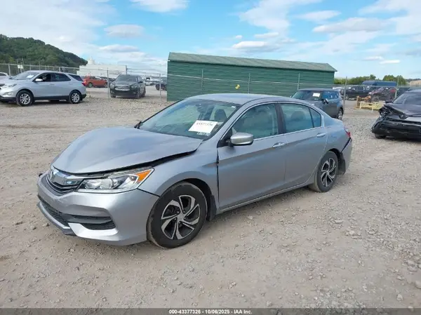 1HGCR2F35HA188246 2017 HONDA ACCORD - Image 2