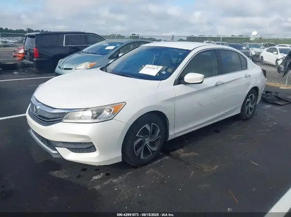 1HGCR2F35HA225263 2017 HONDA ACCORD - Image 2