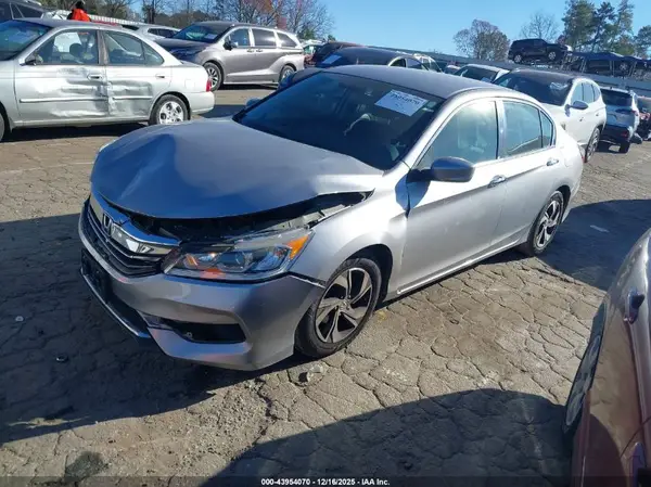 1HGCR2F35HA228907 2017 HONDA ACCORD - Image 2