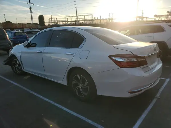 1HGCR2F35HA240880 2017 HONDA ACCORD - Image 2