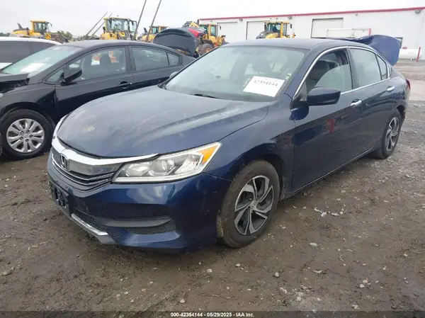 1HGCR2F35HA244945 2017 HONDA ACCORD - Image 2