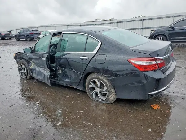 1HGCR2F35HA246002 2017 HONDA ACCORD - Image 2