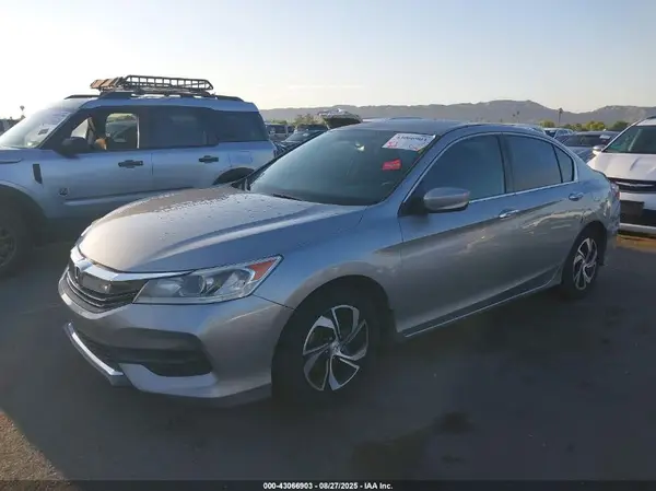 1HGCR2F35HA255525 2017 HONDA ACCORD - Image 2