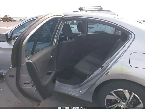 1HGCR2F35HA255525 2017 HONDA ACCORD - Image 8