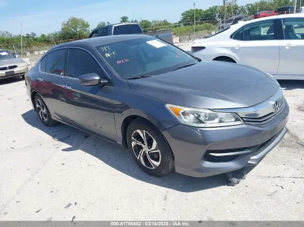 1HGCR2F35HA257047 2017 HONDA ACCORD - Image 1