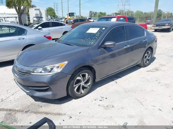 1HGCR2F35HA257047 2017 HONDA ACCORD - Image 2