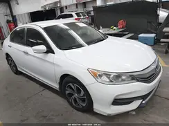 1HGCR2F35HA263754 2017 HONDA ACCORD