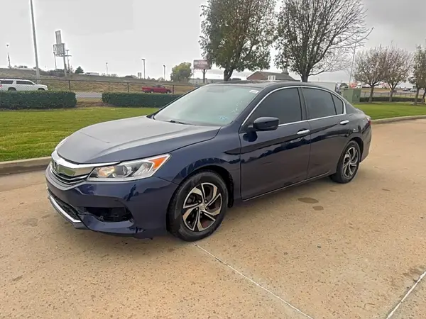 1HGCR2F35HA265598 2017 HONDA ACCORD - Image 2