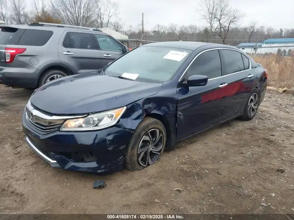 1HGCR2F35HA273071 2017 HONDA ACCORD - Image 2
