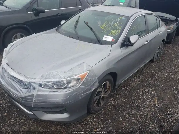 1HGCR2F35HA288735 2017 HONDA ACCORD - Image 2
