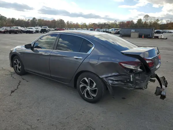 1HGCR2F35HA293899 2017 HONDA ACCORD - Image 2