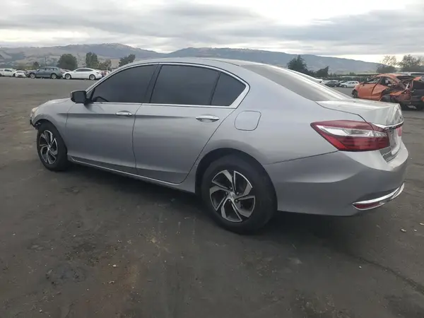1HGCR2F35HA300706 2017 HONDA ACCORD - Image 2