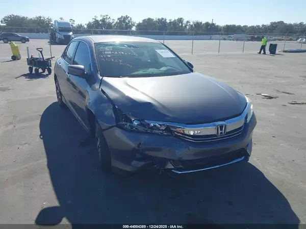 1HGCR2F35HA302018 2017 HONDA ACCORD - Image 1