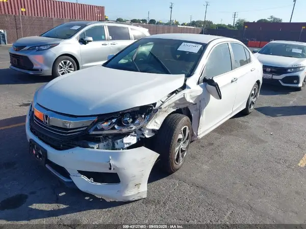 1HGCR2F36GA028570 2016 HONDA ACCORD - Image 2