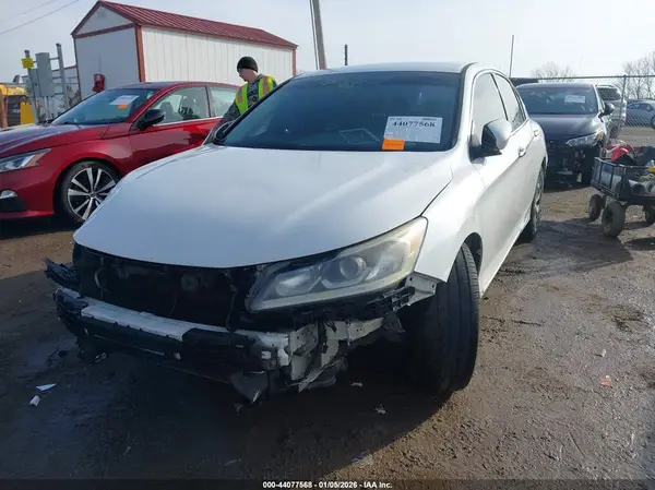 1HGCR2F36GA028584 2016 HONDA ACCORD - Image 2