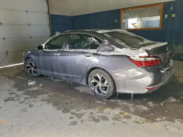 1HGCR2F36GA035745 2016 HONDA ACCORD - Image 2