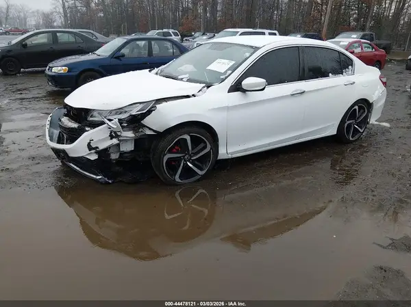 1HGCR2F36GA065361 2016 HONDA ACCORD - Image 2