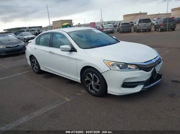 1HGCR2F36GA084489 2016 HONDA ACCORD - Image 1