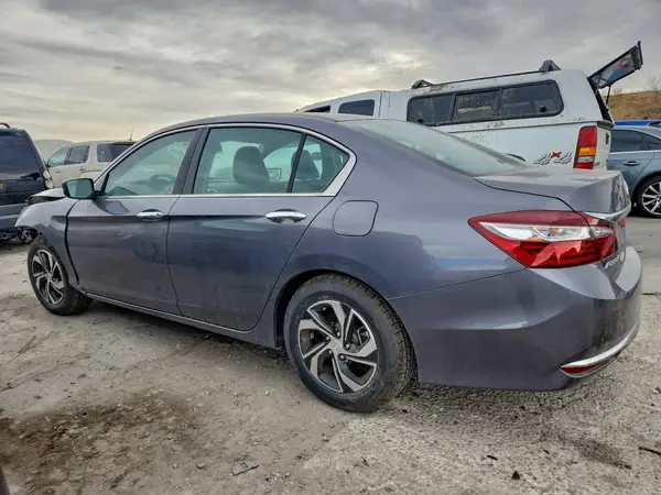 1HGCR2F36GA207370 2016 HONDA ACCORD - Image 2