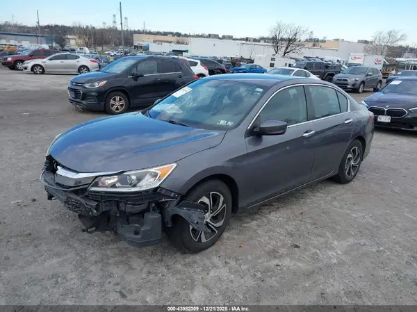 1HGCR2F36HA009860 2017 HONDA ACCORD - Image 2