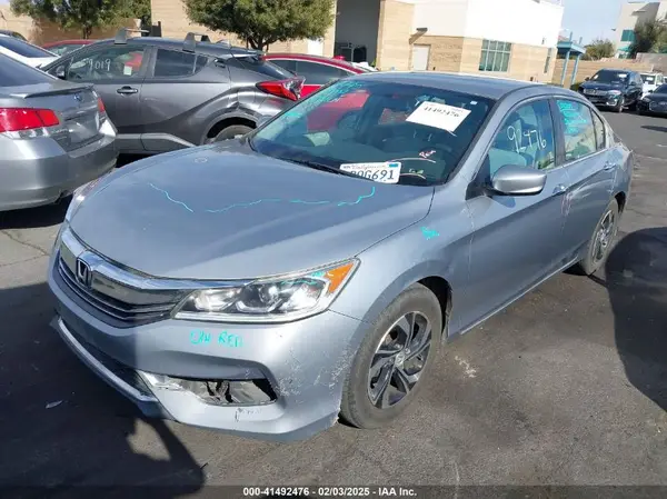 1HGCR2F36HA076698 2017 HONDA ACCORD - Image 2