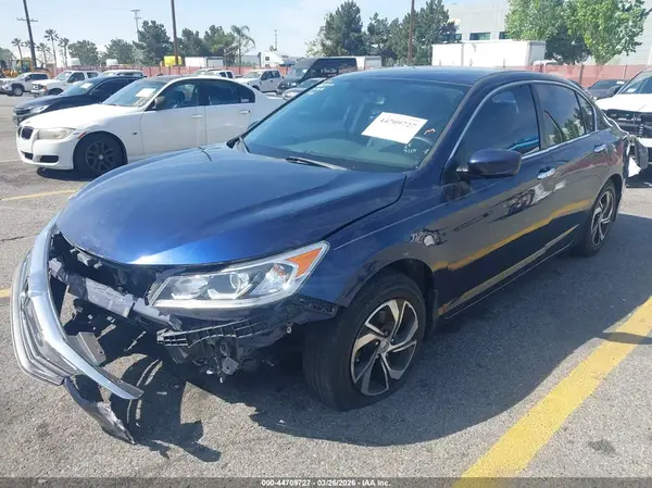 1HGCR2F36HA085885 2017 HONDA ACCORD - Image 2