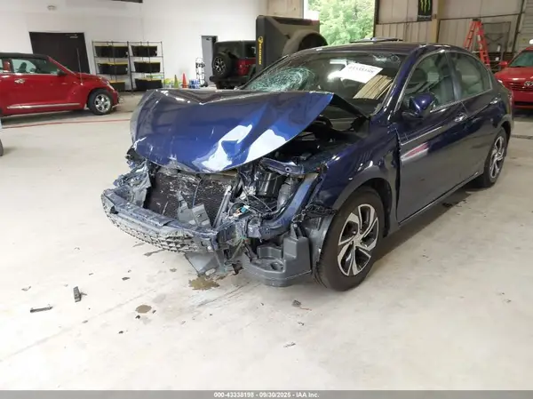 1HGCR2F36HA091699 2017 HONDA ACCORD - Image 2