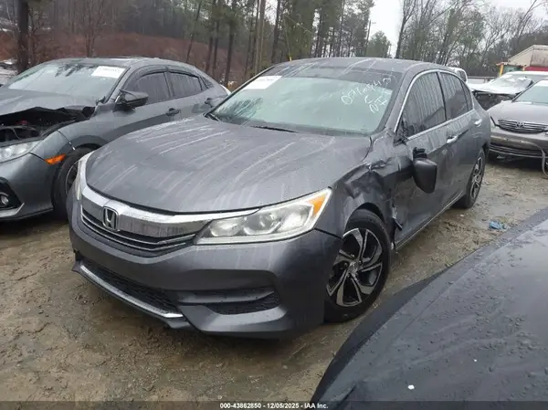 1HGCR2F36HA096840 2017 HONDA ACCORD - Image 2