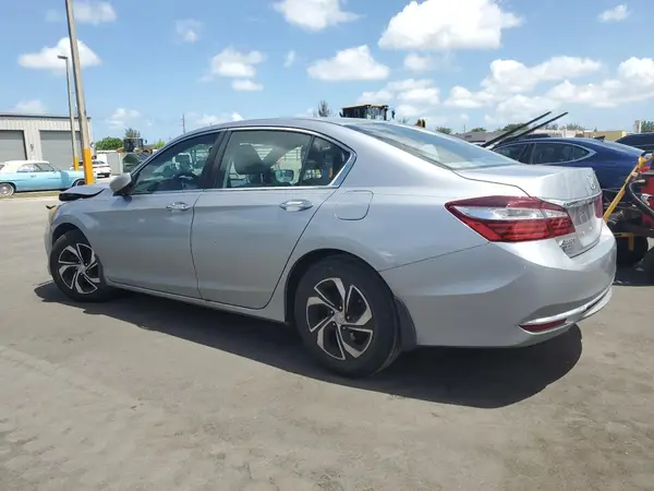 1HGCR2F36HA119596 2017 HONDA ACCORD - Image 2