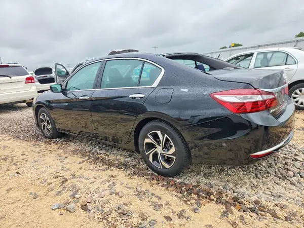 1HGCR2F36HA122451 2017 HONDA ACCORD - Image 2