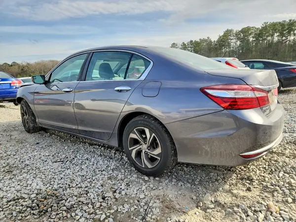 1HGCR2F36HA155580 2017 HONDA ACCORD - Image 2