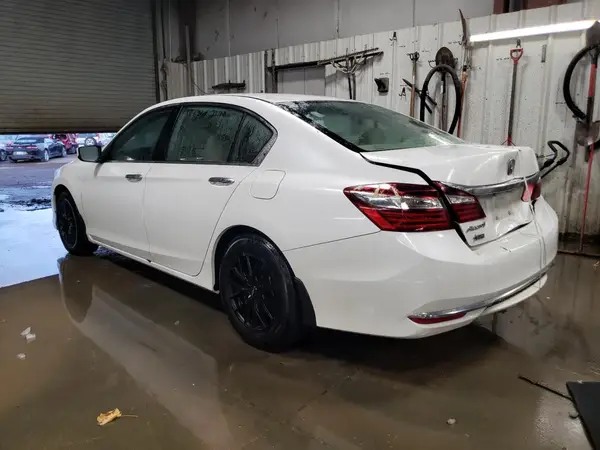1HGCR2F36HA163341 2017 HONDA ACCORD - Image 2