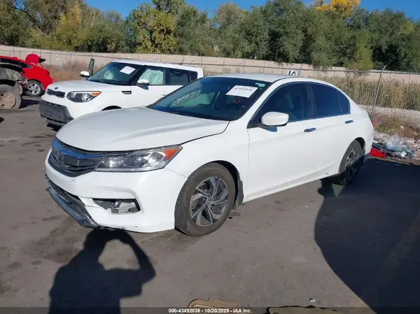 1HGCR2F36HA171164 2017 HONDA ACCORD - Image 2
