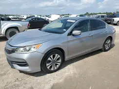 1HGCR2F36HA173562 2017 HONDA ACCORD