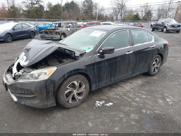 1HGCR2F36HA179281 2017 HONDA ACCORD - Image 2