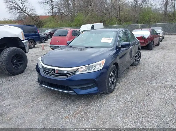 1HGCR2F36HA186358 2017 HONDA ACCORD - Image 2