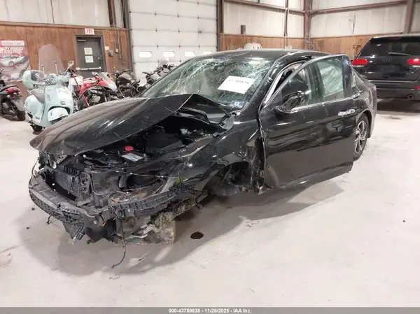 1HGCR2F36HA186649 2017 HONDA ACCORD - Image 2