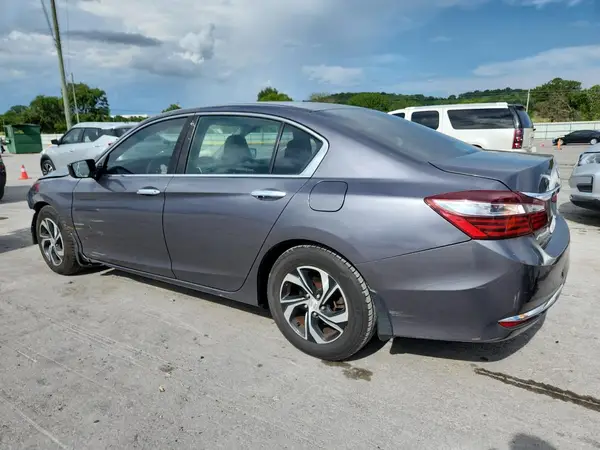 1HGCR2F36HA188675 2017 HONDA ACCORD - Image 2
