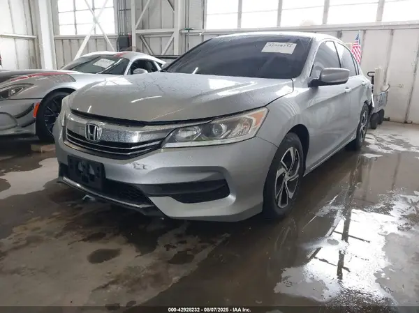 1HGCR2F36HA191768 2017 HONDA ACCORD - Image 2