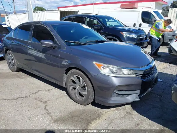 1HGCR2F36HA200856 2017 HONDA ACCORD - Image 1