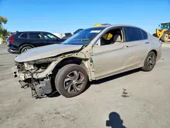 1HGCR2F36HA218421 2017 HONDA ACCORD