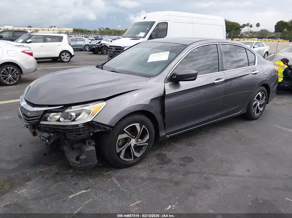1HGCR2F36HA219827 2017 HONDA ACCORD - Image 2