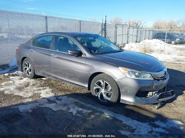 1HGCR2F36HA225076 2017 HONDA ACCORD - Image 1