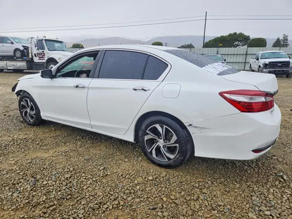 1HGCR2F36HA241908 2017 HONDA ACCORD - Image 2