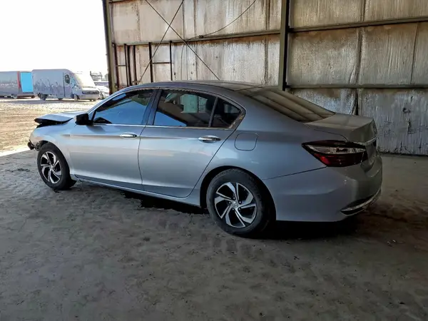 1HGCR2F36HA246820 2017 HONDA ACCORD - Image 2