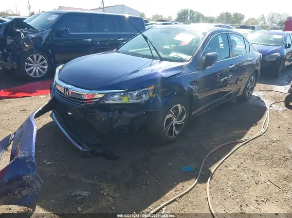 1HGCR2F36HA269109 2017 HONDA ACCORD - Image 2
