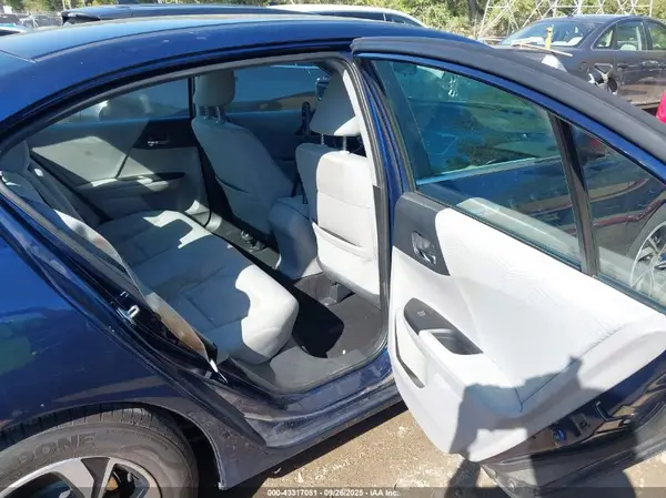 1HGCR2F36HA269109 2017 HONDA ACCORD - Image 8