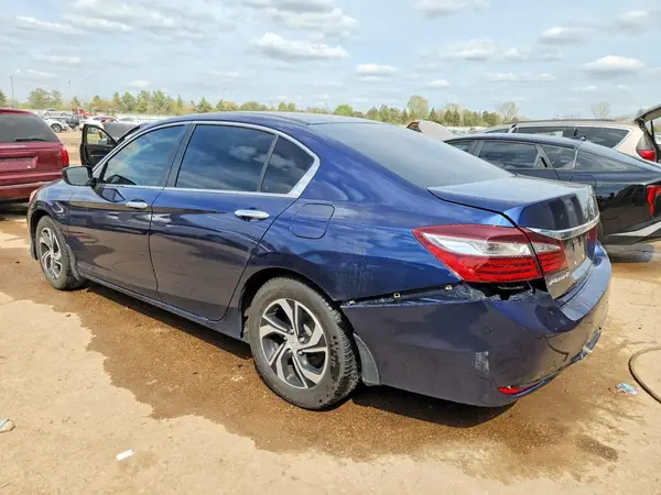 1HGCR2F36HA272916 2017 HONDA ACCORD - Image 2