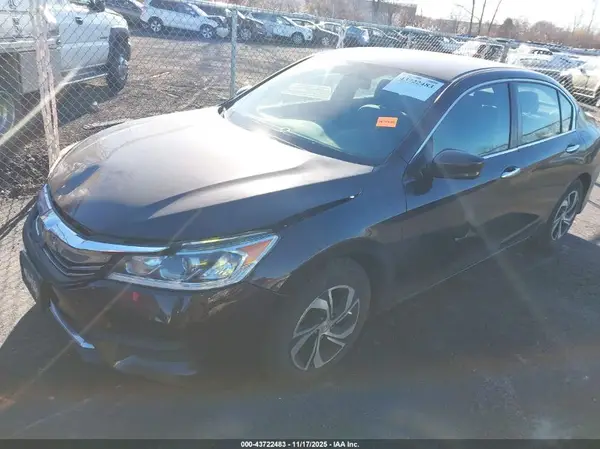 1HGCR2F36HA280871 2017 HONDA ACCORD - Image 2