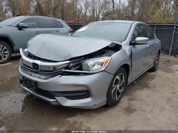 1HGCR2F36HA286136 2017 HONDA ACCORD - Image 2